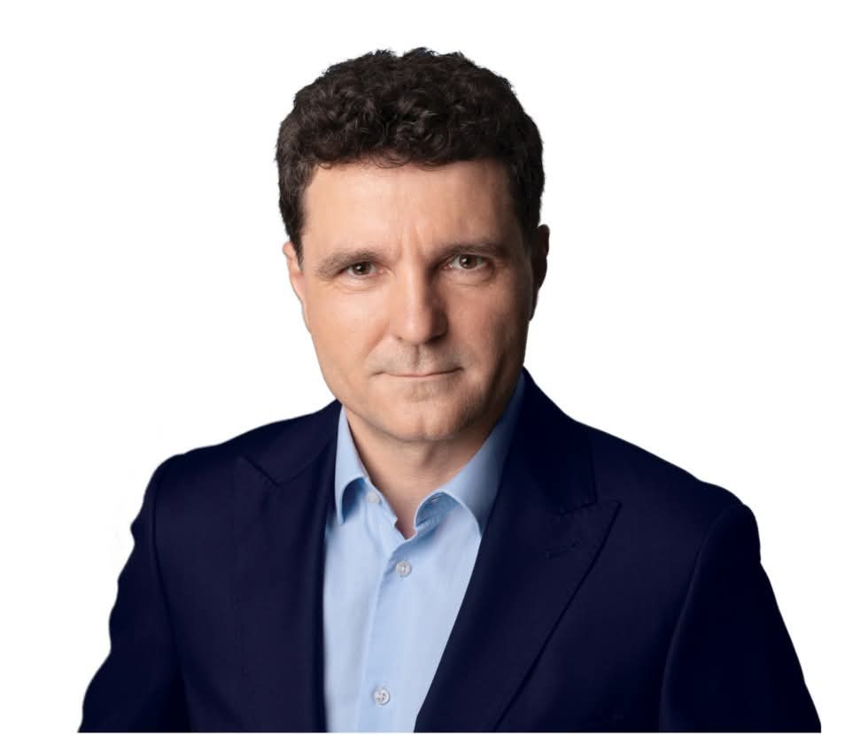 𝑺𝘾𝑹𝙄𝑺𝙊𝑨𝙍𝑬 𝑫𝙀𝑺𝘾𝑯𝙄𝑺𝘼 𝙋𝑹𝙀𝑺𝙀𝑫𝙄𝑵𝙏𝑬𝙇𝑼𝙄 𝙍𝑶𝙈𝑨𝙉𝑰𝙀𝑰