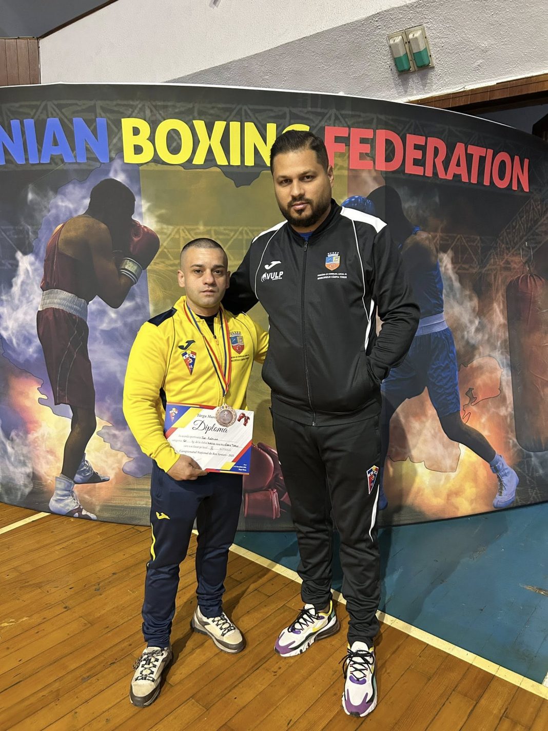 🔥 Bengosu aduce bronzul! Povestea incredibilă a unui luptător care refuză să cedeze: locul 3 la Naționalele de seniori de la Târgu Mureș! 🔥