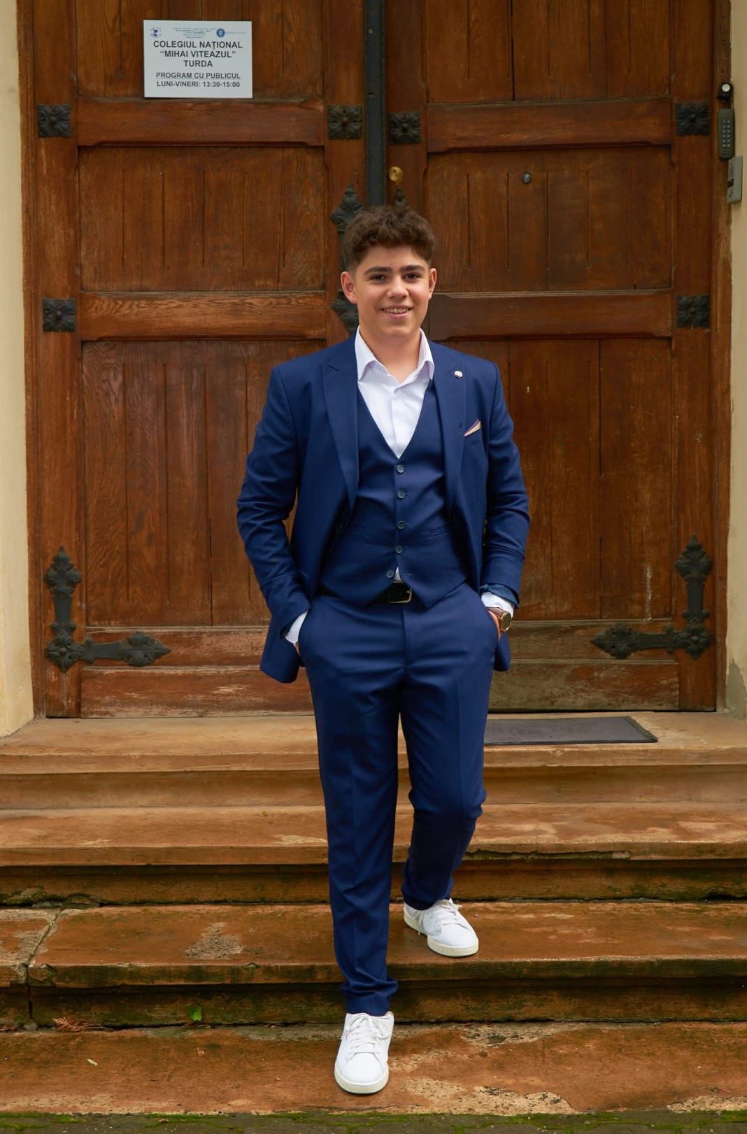 DAVID MINTEUAN, una dintre cele mai bune voci masculine din Câmpia Turzii, în competiția „Mihai Trăistariu caută o vedetă”