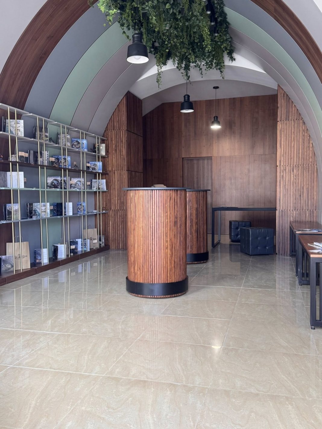 630206427_1208822391441952_3048556526445985189_n