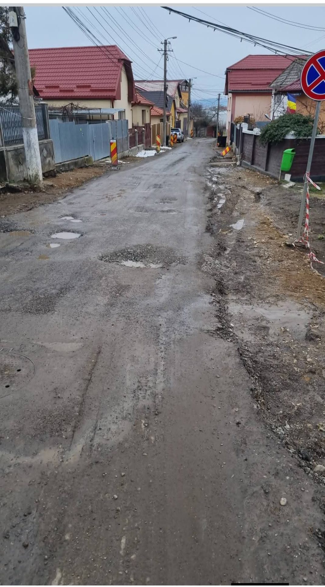 Turda, orașul gropilor? Președintele USR Turda, Ciprian Rigman, pornește ofensiva împotriva „craterelor” din asfalt Turda, orașul gropilor? Președintele USR Turda, Ciprian Rigman, pornește ofensiva împotriva „craterelor” din asfalt