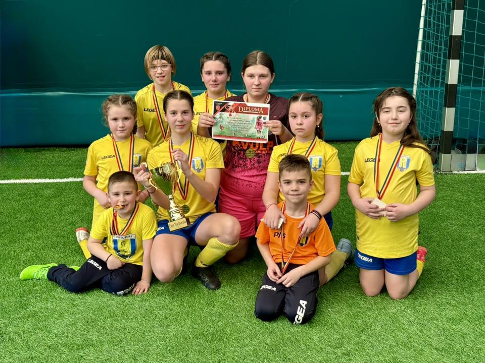 FETELE DIN CÂMPIA TURZII AU CUCERIT TIMIȘOARA! LE OAICELE AU RIDICAT CUPA ȘI AU SCRIS ISTORIE! FETELE DIN CÂMPIA TURZII AU CUCERIT TIMIȘOARA! LE OAICELE AU RIDICAT CUPA ȘI AU SCRIS ISTORIE!