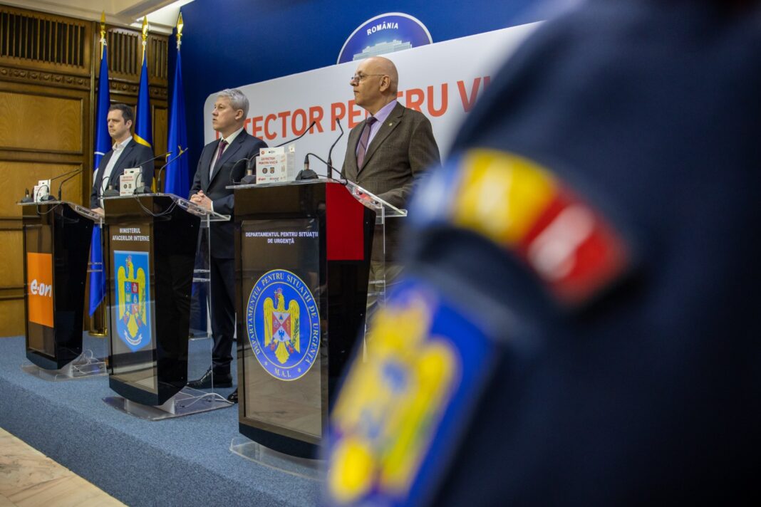 Prevenția salvează vieți: încă 10.000 de detectoare de fum și CO ajung la familiile din România Prevenția salvează vieți: încă 10.000 de detectoare de fum și CO ajung la familiile din România